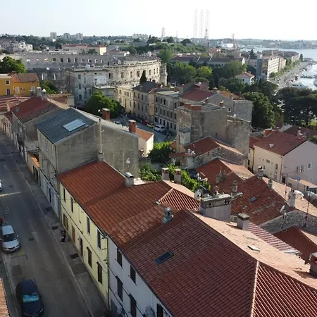 Zahida Lounge Apartament Pula