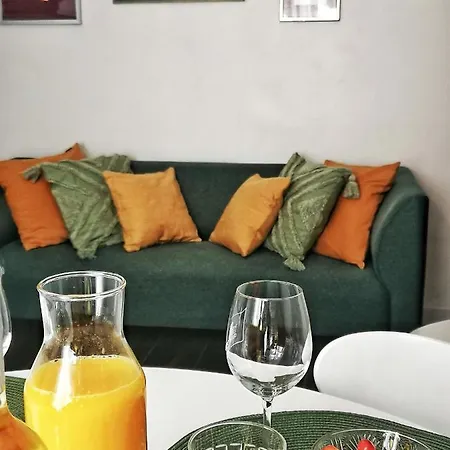 Zahida Lounge