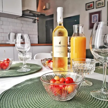 Zahida Lounge プーラ