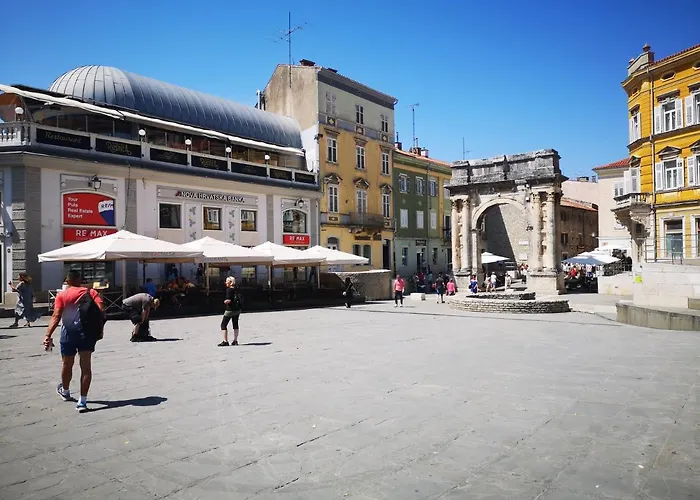 Zahida Lounge Апартаменти *