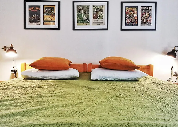 Zahida Lounge Пула